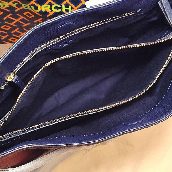 Tory Burch Gemini Belted crossbody Hobo - Picture 3 of 11